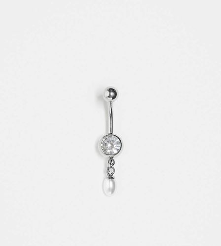 Piercing da ombelico a goccia in sterling con perla - Kingsley Ryan - Modalova