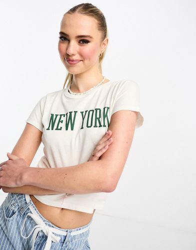 T-shirt corta bianca con stampa "New York" - Hollister - Modalova