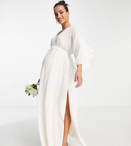 Vestito lungo da sposa color avorio con motivo ricamato - Hope & Ivy Maternity - Modalova