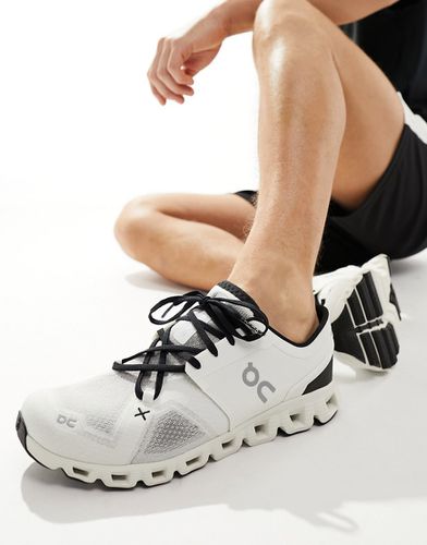 ON - Cloud X 3 - Sneakers da corsa color avorio e nere - On Running - Modalova