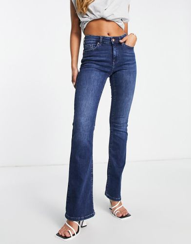 Blush - Jeans a zampa a vita medio alta blu scuro - ONLY - Modalova