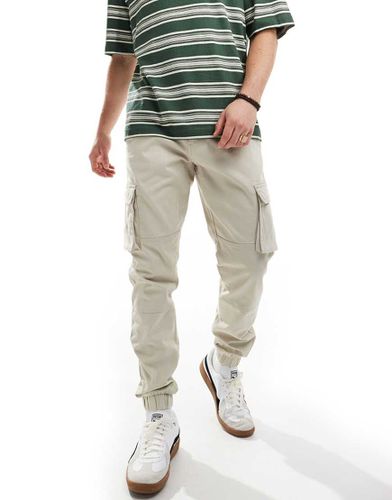 Pantaloni cargo affusolati color sabbia con fondo elasticizzato - ONLY & SONS - Modalova