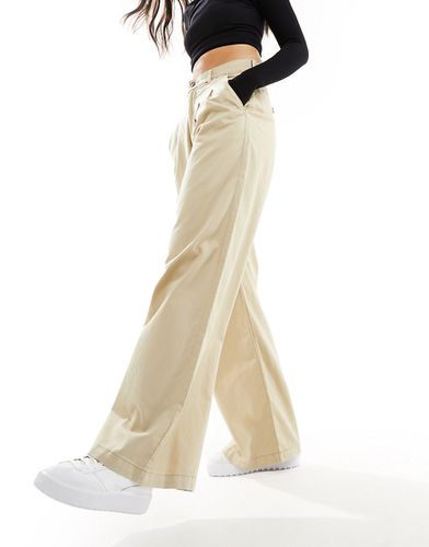 Pantaloni a fondo ampio color cuoio con pieghe - Levi's - Modalova