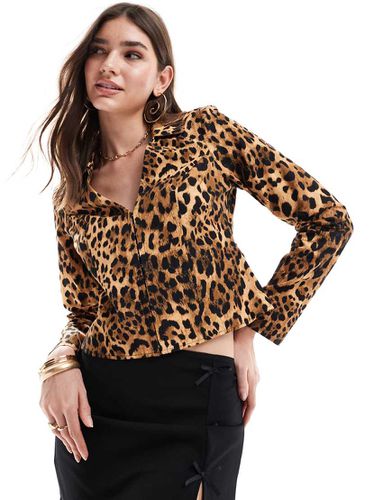 Camicia aderente in popeline con stampa animalier - Miss Selfridge - Modalova