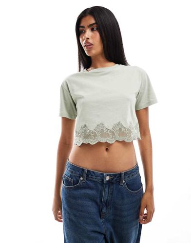 Crop top a maniche corte squadrato salvia con fondo in pizzo - Miss Selfridge - Modalova