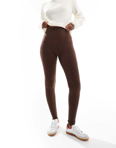 Leggings confortevoli in maglia a coste color cioccolato - Miss Selfridge - Modalova