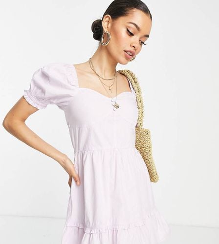 Petite - Vestito milkmaid corto con corpino aderente e gonna svasata in popeline lilla - Miss Selfridge - Modalova