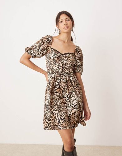 Vestito corto con stampa animalier - Miss Selfridge - Modalova