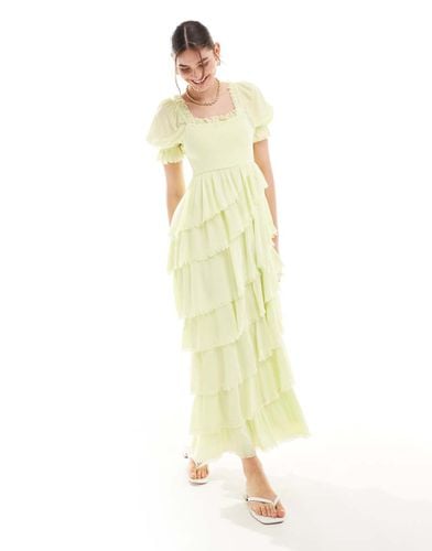 Vestito lungo testurizzato a balze color lime con orlo asimmetrico - Miss Selfridge - Modalova