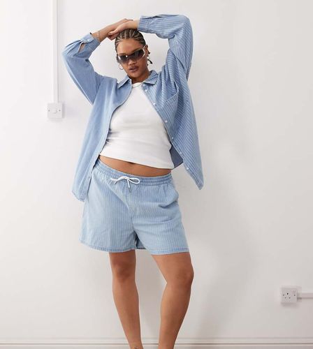 Short en jean rayé à enfiler d'ensemble - clair - Noisy May Curve - Modalova