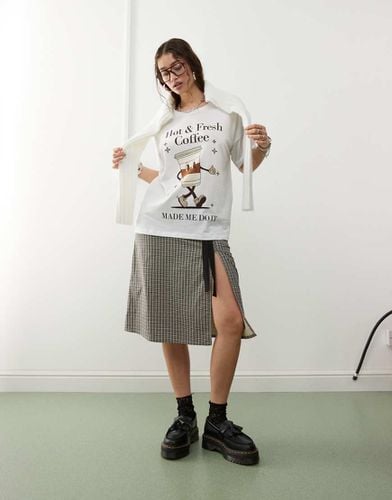 T-shirt oversize bianca con stampa "Hot Coffee" - Noisy May - Modalova