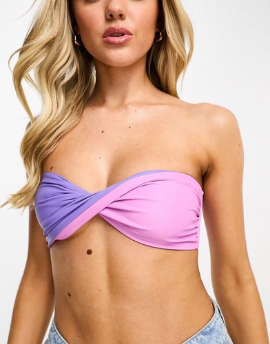 Top bikini a fascia lilla e rosa con incrocio - Noisy May - Modalova