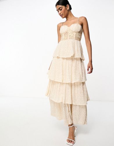 Vestito lungo da sposa color avorio dorato a balze con corsetto in pizzo e paillettes - Never Fully Dressed - Modalova