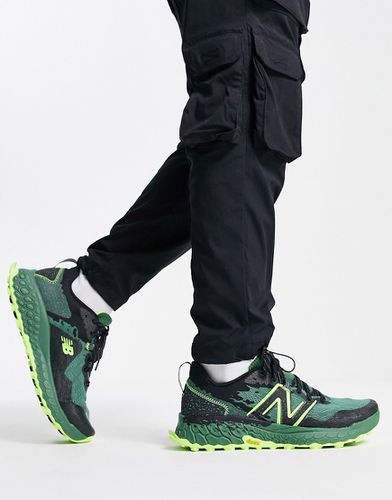 Running Hierro Goretex Trail - Sneakers blu navy e kaki - New Balance - Modalova