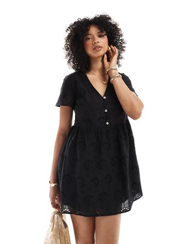 Robe babydoll courte en broderie anglaise - New Look - Modalova