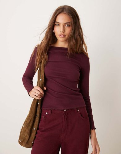 Top a maniche lunghe bordeaux con bordi smerlati - New Look - Modalova