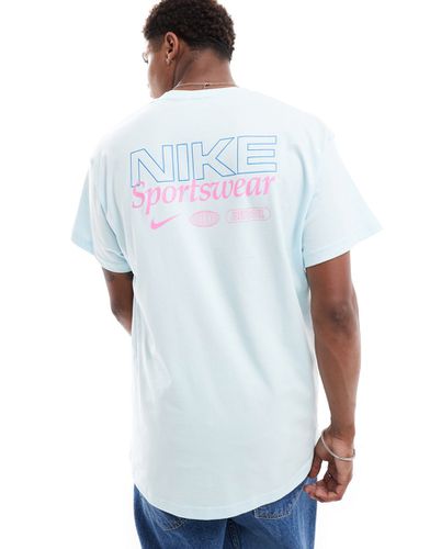 T-shirt azzurra con stampa sul retro - Nike - Modalova