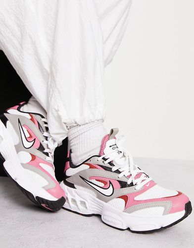 Zoom - Air Fire - Sneakers bianche, color pietra e rosa - Nike - Modalova