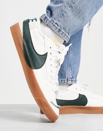 Blazer Low '77 Jumbo - Sneakers color vela e verde pro con suola in gomma - Nike - Modalova