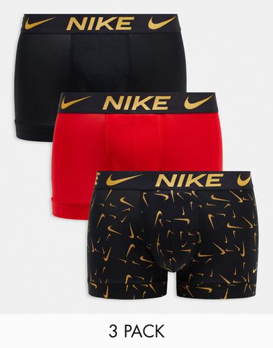 Dri-Fit Essential Micro - Confezione da 3 paia di slip aderenti neri, rossi e oro in microfibra Dri-Fit - Nike - Modalova