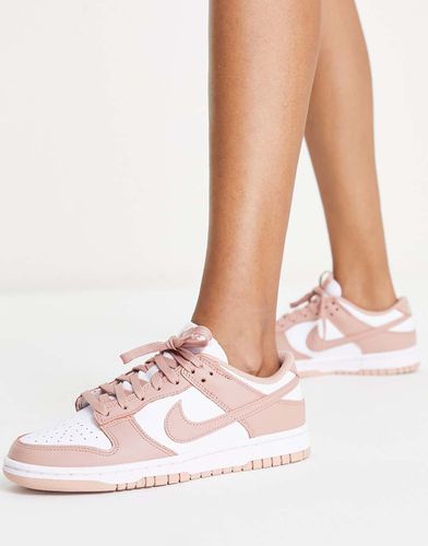 Dunk - Sneakers basse bianche e rosa tenue - Nike - Modalova