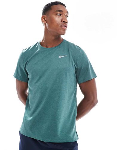 Miler Dri-FIT - T-shirt scuro - Nike Running - Modalova