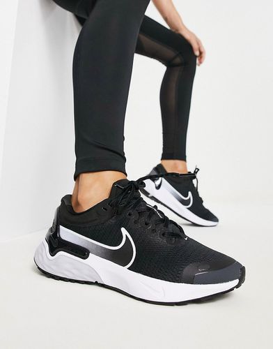 Renew Run 3 - Sneakers in e bianco - Nike Running - Modalova