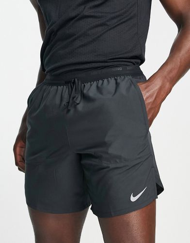 Stride Dri-FIT - Pantaloncini da 7'' neri - Nike Running - Modalova