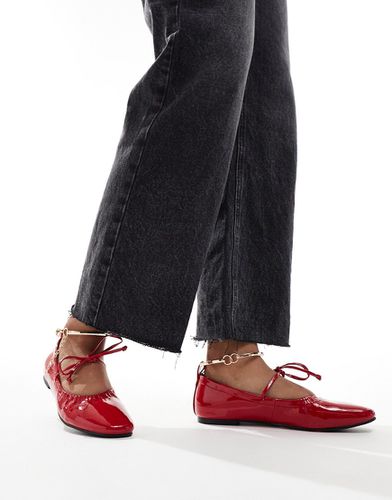 SIMMI London - Abbie - Ballerine con arricciatura e fiocco rosse con cavigliera rimovibile - SIMMI Shoes - Modalova