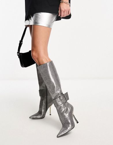Priyanka - Stivali al ginocchio color peltro metallizzato con fibbie - Steve Madden - Modalova