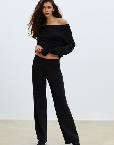 Pantalon de jogging droit en tissu doux à surpiqûres - Stradivarius - Modalova