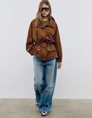 Parka mi-longue imitation daim - Marron - Stradivarius - Modalova