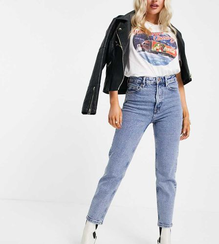 Petite - Mom jeans slim elasticizzati slavato - Stradivarius - Modalova