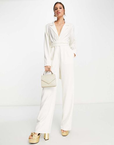 Tuta jumpsuit sartoriale avvolgente crema - Pretty Lavish - Modalova