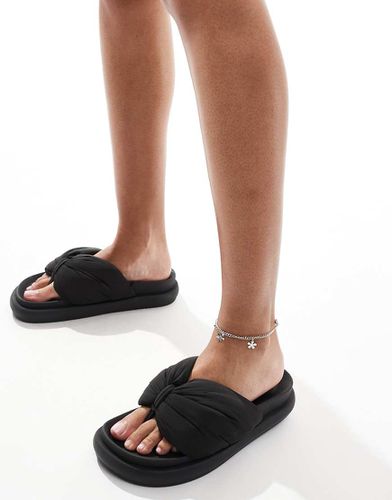 Sliders nere con suola flatform - Pull & Bear - Modalova