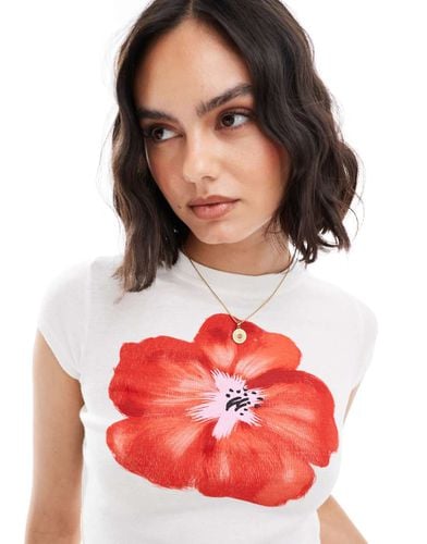 T-shirt corta bianca con stampa di ibisco - Pull & Bear - Modalova