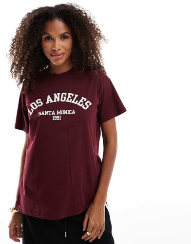 T-shirt oversize bordeaux con stampa "Los Angeles" - Pull & Bear - Modalova