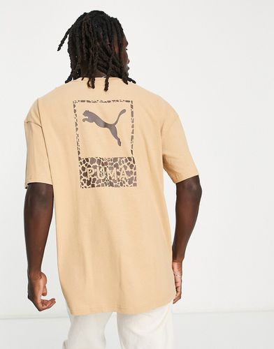 T-shirt color cuoio con stampa safari sul retro - Puma - Modalova