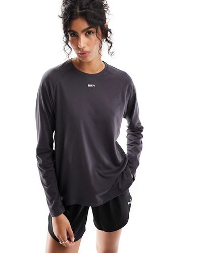 Running Evolve - T-shirt scuro a maniche lunghe - Puma - Modalova