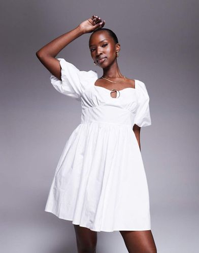 Robe courte en popeline avec détail métallique - River Island - Modalova