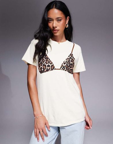 T-shirt avec bikini imprimé léopard sur la poitrine - Crème - River Island - Modalova