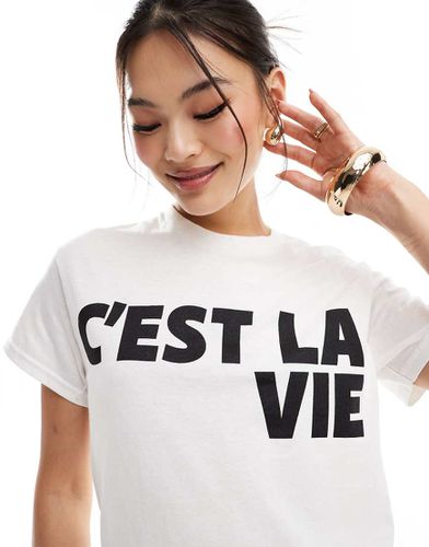 T-shirt bianca con stampa "C'est la vie" - River Island - Modalova