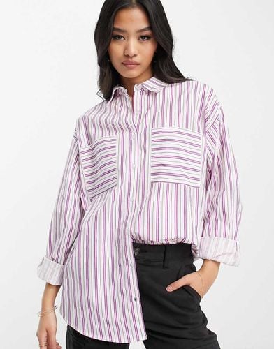 Camicia boyfriend oversize in popeline a righe - Wednesday's Girl - Modalova