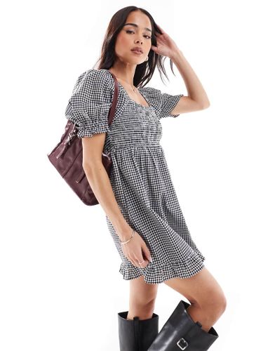 Robe courte babydoll à carreaux vichy - Wednesday's Girl - Modalova