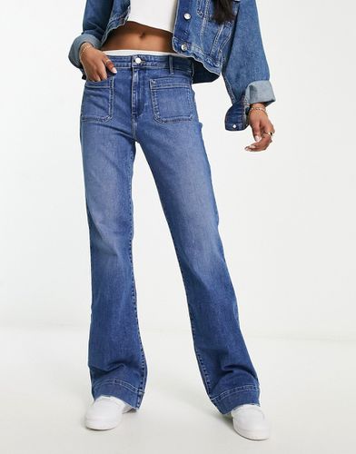 Jeans a zampa medio con tasche sul davanti - Wrangler - Modalova