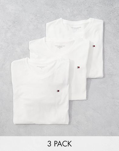 Signature Essential - Confezione da 3 T-shirt bianche con logo della bandiera - Tommy Hilfiger - Modalova