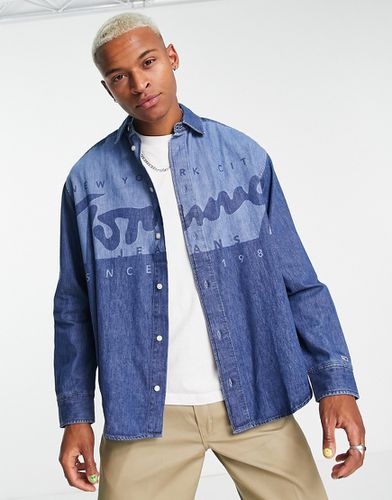 Camicia di jeans a maniche lunghe in misto cotone con logo - MBLUE - Tommy Jeans - Modalova