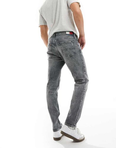 Austin - Jeans slim affusolati lavaggio scuro - Tommy Jeans - Modalova