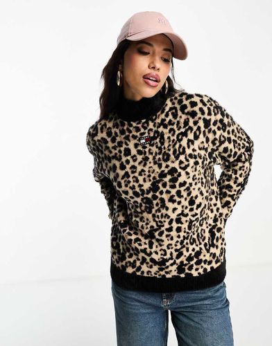 Maglione accollato con logo e stampa leopardata - Tommy Jeans - Modalova