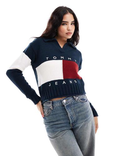 Maglione con logo con bandiera e colletto polo - Tommy Jeans - Modalova